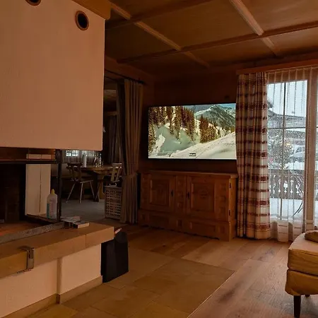 Train Station 50 Meters Away, One Stop To Center Gotschna Parsenn Lift, 20 Min To Davos Klosters