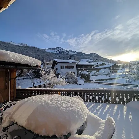 Train Station 50 Meters Away, One Stop To Center Gotschna Parsenn Lift, 20 Min To Davos Dom wakacyjny